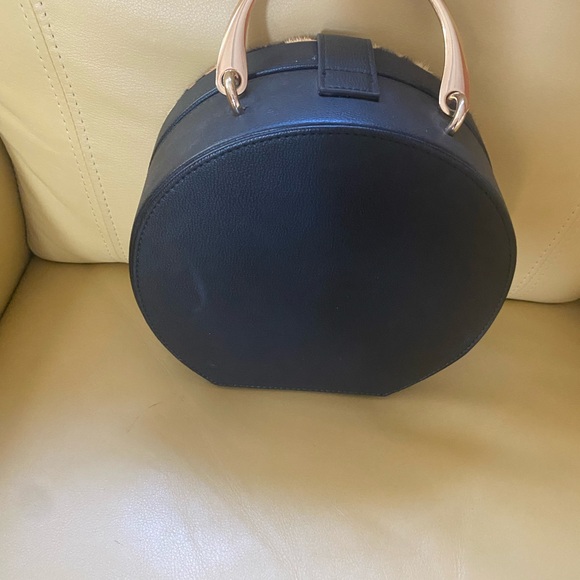 MAKE AN OFFER Dune London Leopard Purse - Picture 2 of 4